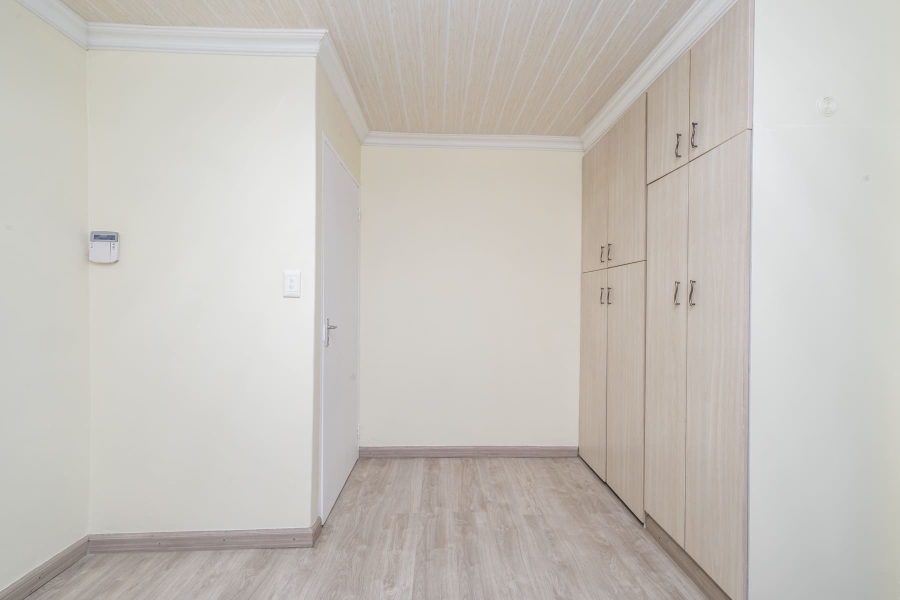 3 Bedroom Property for Sale in Protea Village Western Cape